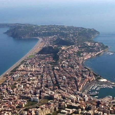 Castello Di Sotto Bed & Breakfast Milazzo Rom bilde