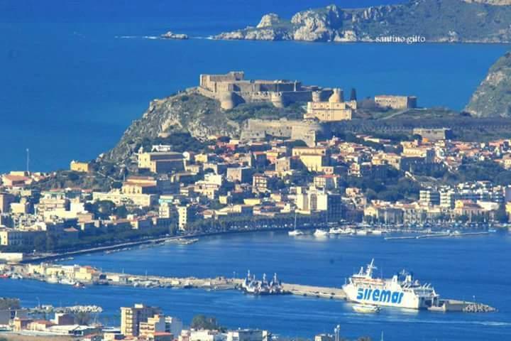 Castello Di Sotto Bed & Breakfast Milazzo Eksteriør bilde